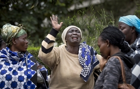 Keňa drží smutek za oběti útoku.