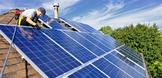 Energetický regulační úřad si došlápne na vlastníky solárních elektráren (ilustrační foto).