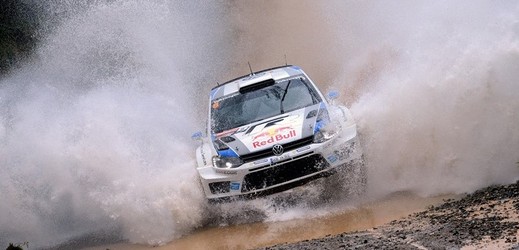 Hned v první rychlostní zkoušce Francouzské rallye si může Sébastien Ogier zajistit titul mistra světa.