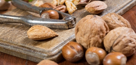S ořechy lze dělat na podzim i jiné věci, než je jen louskat (ilustrační foto).