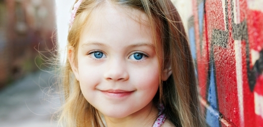 Budoucí rodiče si budou moci vybrat, jakou barvu očí bude mít jejich potomek (ilustrační foto).