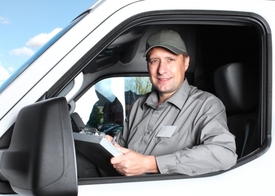 Muži se nejčastěji uchází o práci řidiče (ilustrační foto).