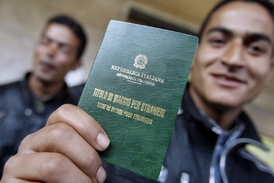 Tuniský imigrant s italskými cestovními doklady.