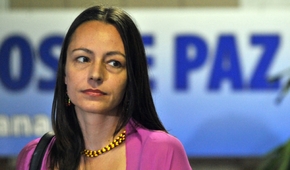 K FARC se přidala i Holanďanka Tanja Nijmeijerová. Je součásti delegace jednající na Kubě.