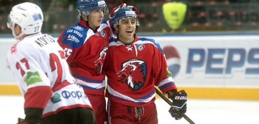 Hráči Lva čekají v Bratislavě ubojovaný hokej.