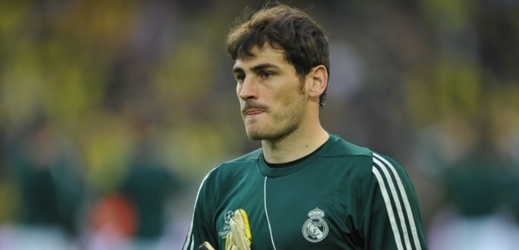 Brankář Iker Casillas uvažuje o odchodu z Realu Madrid.