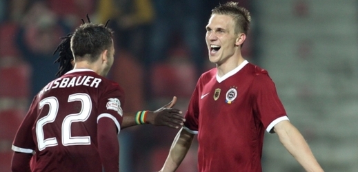 Bořek Dočkal (vpravo) vstřelil premiérový gól v dresu Sparty.
