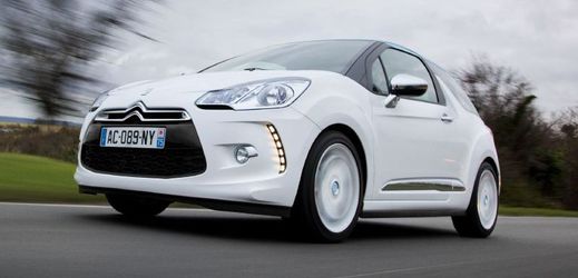 Bílá barva některým autům obzvlášť sluší, jako například Citroënu DS3. 