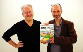 Ilustrátor Didier Conrad (vlevo) a autor Jean-Yves Ferri.