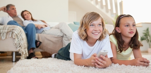 V naprosté většině případů jsou televizory umístěné v obývacích pokojích - má je tam až 95 %domácností. 