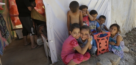 Syrské děti v uprchlickém táboře v Libanonu.