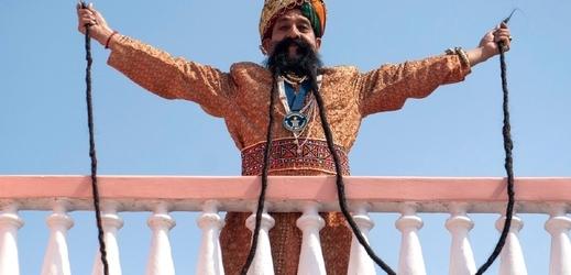 Ram Singh Chauhan a jeho čtyřmetrový knír. 