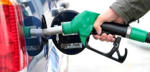 V příštím týdnu očekáváme pokračovaní mírného zlevňování cen benzinu.