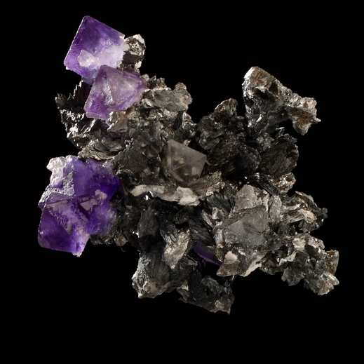 Součástí Mineralie je i velká prodejna drahých kamenů a šperků.
