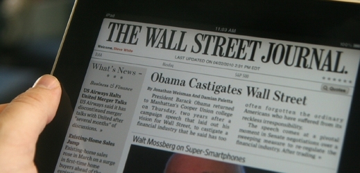 Společnost New Corp., která vydává například The Wall Street Journal se v prvním fiskálním čtvrtletí vrátila k zisku. 