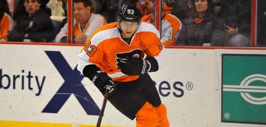 Hokejový útočník Jakub Voráček stál ve středečním utkání NHL u zrodu vítězné branky Philadelphie, která uspěla v Pittsburgu 2:1. 