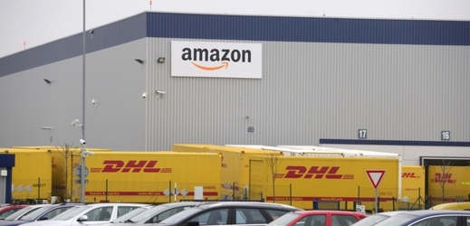 Americký internetový obchod Amazon plánuje v Dobrovízi u Prahy postavit nové distribuční centrum.