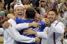Velká radost zachvátila český daviscupový tým.