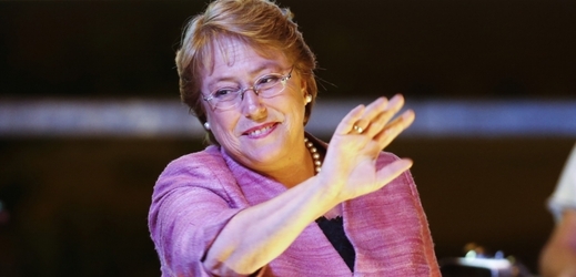 Bývalá dvaašedesátiletá prezidentka Chile Michelle Bacheletová.