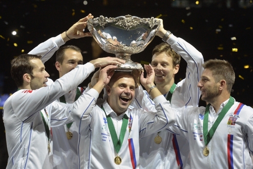 Čeští tenisté po roce znovu ovládli slavný Davis Cup.