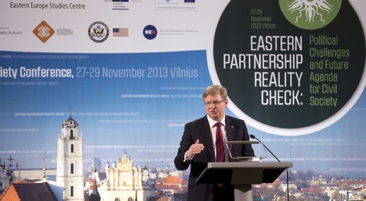 Český eurokomisař Füle před zahájením summitu zemí Východního partnerství v Kyjevě.