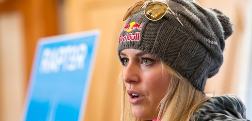 V kanadském Lake Louise by se ve středu měla vrátit do Světového poháru lyžařek jedna z jeho největších hvězd Lindsey Vonnová.