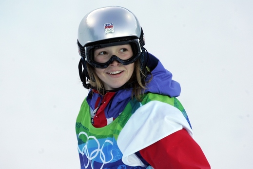 Maličká třiadvacetiletá pohodářka na snowboardu Šárka Pančochová.