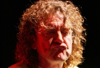 Robert Plant (na snímku z roku 2005).