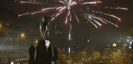 Oslavy nového roku přilákaly do Prahy rekordní počet turistů.