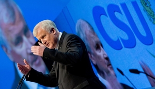Proti sociálním přivandrovalcům horlí hlavně CSU a její šéf Horst Seehofer.