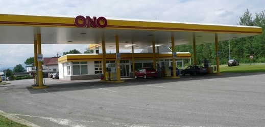 Benzinky Tank Ono loni prodaly pohonné hmoty za 13,5 miliardy.