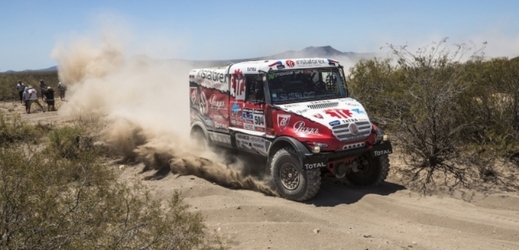 Aleš Loprais dojel v šesté etapě Rallye Dakar devátý.