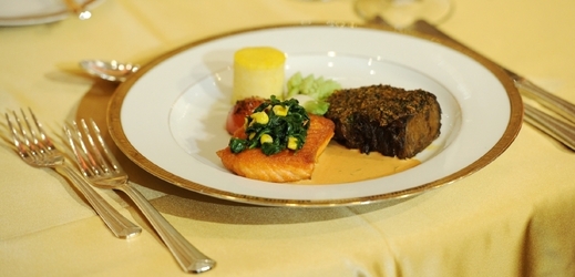 Hosté mohou ochutnat speciální menu ve více než 80 restauracích.