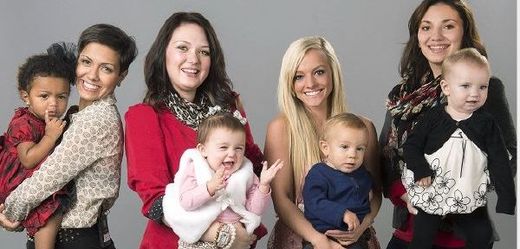 Aktérky reality show Náctileté maminky zřejmě v amerických teenagerkách mateřský pud příliš nevyvolávají.