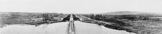 Stavba Panamského průplavu před více než sto lety.