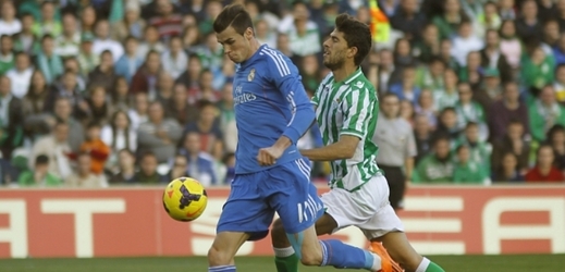 Gareth Bale (vlevo) se na vysoké výhře Realu podílel jedním gólem.