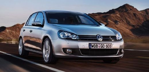 Vítězný Volkswagen Golf získal desetkrát méně hlasů, než uváděla anketa.