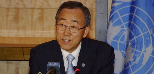 Šéf OSN Pan Ki-mun stáhl pozvánku pro Írán na mírovou konferenci o Sýrii.