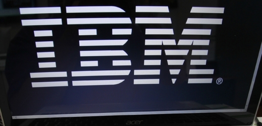 Společnost IBM v úterý oznámila, že její čistý zisk loni klesl na 16,5 miliardy dolarů (336 miliard korun) z 16,6 miliardy v roce 2012 (ilustrační foto).