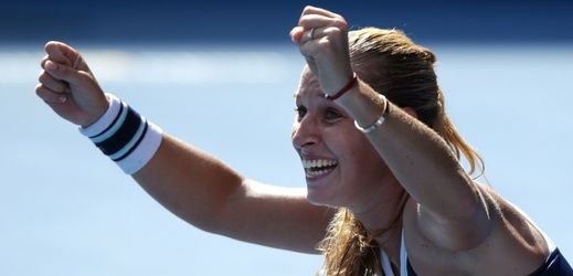 Dominika Cibulková ve čtvrtečním semifinále zdolala Polku Agnieszku Radwaňskou.