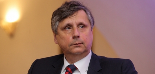 Ministr financí Jan Fischer.