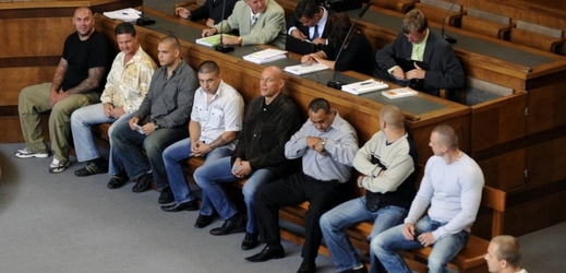 Údajný Zádamského gang žaluje ministerstvo spravedlnosti o 43 milionů korun kvůli nemajetkové újmě.