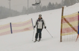 Klaus lyžuje od dětství.