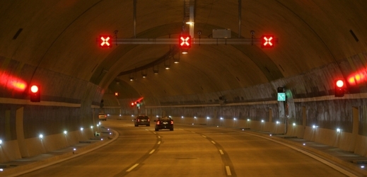Tunel Lochkov.