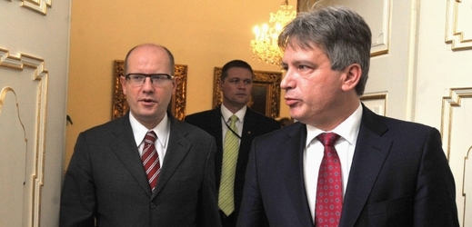 Předseda vlády Bohuslav Sobotka (vlevo) a brněnský primátor Roman Onderka.