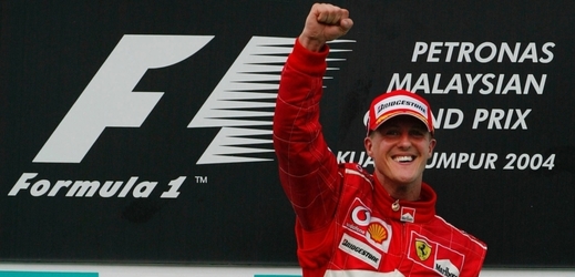 Fanoušci každý den čekají na nové informace o zdravotním stavu Michaela Schumachera.