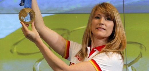 Mezi oslavovanými šampiony je i rychlobruslařka Světlana Žurovová.