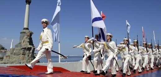 Ruští námořníci v krymském Sevastopolu.
