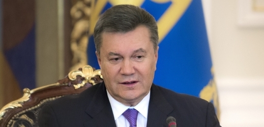 Preference Viktora Janukovyče klesly natolik, že by v případném druhém kole prezidentských voleb prohrál s kterýmkoli vůdcem opozice.