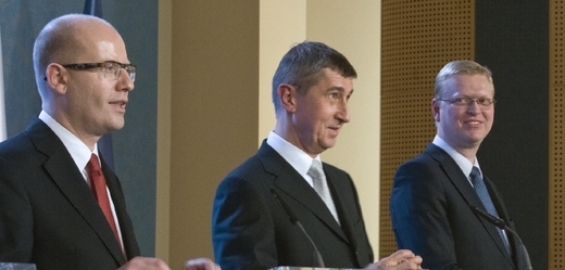 Zleva: předseda ČSSD Bohuslav Sobotka, předseda hnutí ANO Andrej Babiš a předseda KDU-ČSL Pavel Bělobrádek.